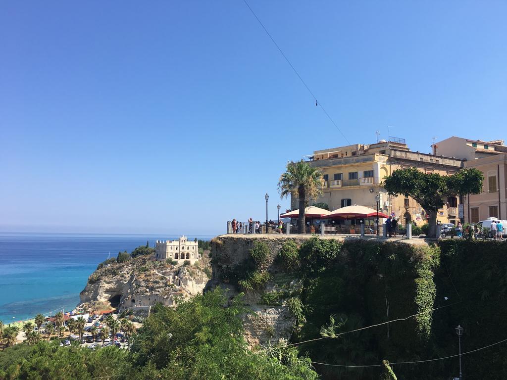 Apartment With Sea View Tropea Eksteriør billede